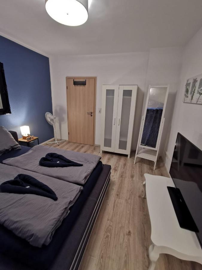 Liebevoll Eingerichtete Ferienwohnung - Zentrale Lage - Netflix & Paytv Wilhelmshaven Exterior photo